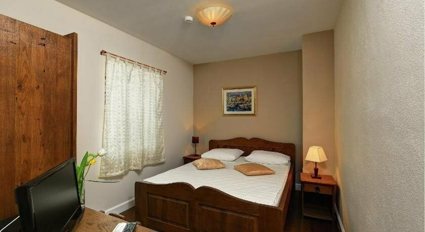 Villa Varoš-Charming Stone House in Split Old Town