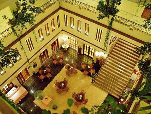 Larsa Hotel, Забронировать Отель Отели Аммана с питанием, Пансион