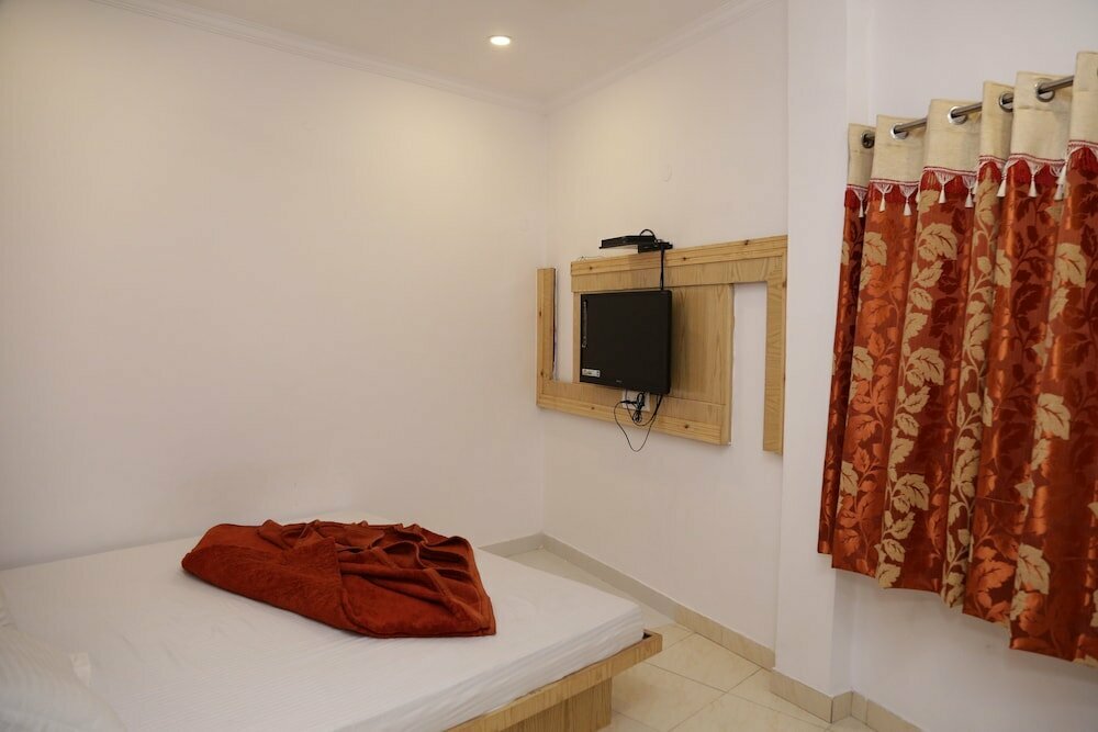 Hostel New King