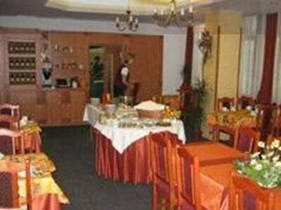 Hotel Panon, Prenota Hotel Hotel a Moravia meridionale con parcheggio, Parcheggio