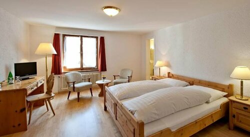 Historic Hotel Crusch Alva, Reserva ahora Hotel Zuoz 