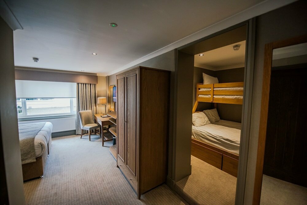 Bowfield Hotel & Country Club