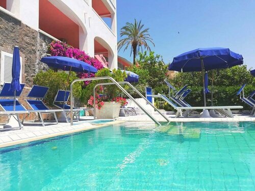 Hotel Casa Rosa Sea & Spa, Забронировать Курортный отель Отели Серрара с бассейном, Бассейн