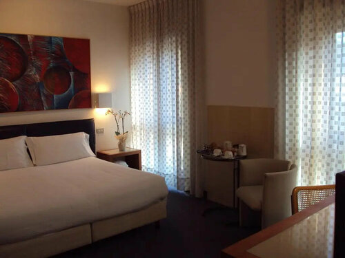 Arte Hotel Perugia, Забронировать Отель Отели Перуджи с питанием, Пансион