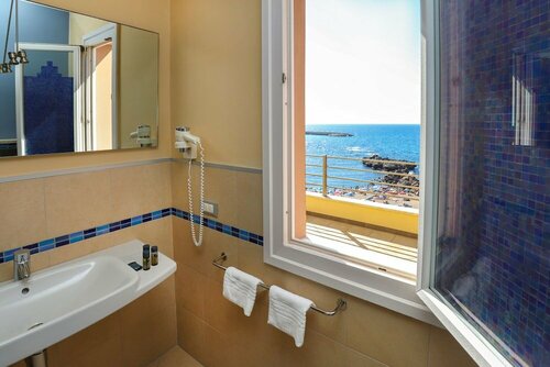 Janus Hotel, Забронировать Отель Кастельсардо Коста-Парадизо