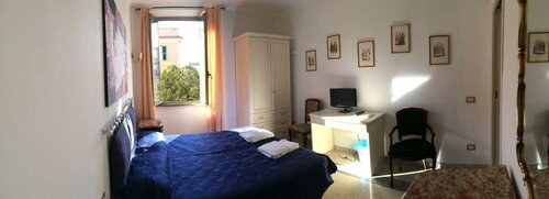 Amendola House, Rezervați Hotel Hoteluri în Lazio cu parcare, Parcare