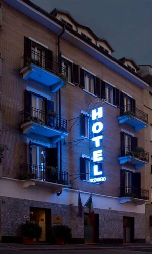 Hotel Lo Scudiero, Boek Hotel Piemonte Hotels met Parkeerplaats, Parkeren