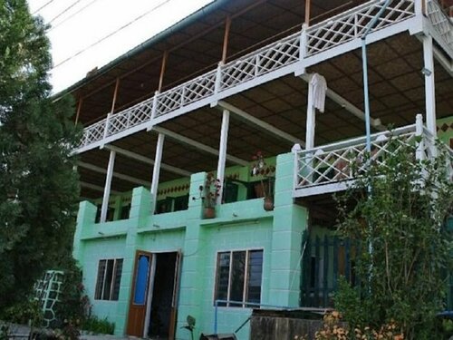 Golden Lily Guest House, Rezerwuj Hotel Kalaw Shan State