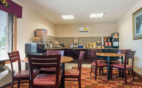 Days Inn Muncie, Varaa Hotelli Hotellit Indiana aamiaisella, Aamiainen