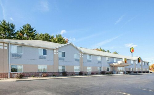 Super 8 Seville, Book Hotel Seville Ohio