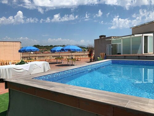 Hotel Fonda Neus, Book Hotel Sant Sadurni d'Anoia L'Alt Penedès
