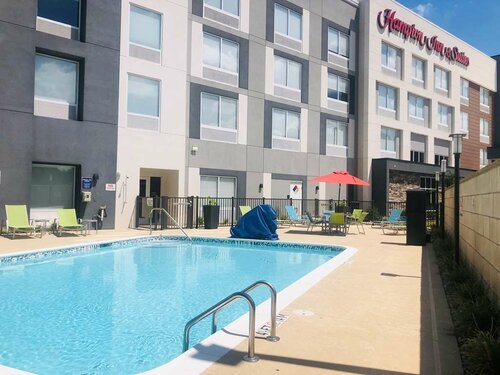 Hampton Inn & Suites Charlotte North I 485, Забронировать Отель Northlake Шарлотте