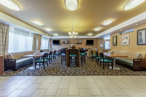 Hampton Inn Biloxi-Ocean Springs, Забронировать Отель Отели Миссисипи - побережья с бассейном, Бассейн