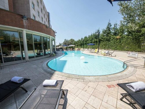 Novotel Roma Est, Забронировать Отель Отели Ла-Рустики с парковкой, Парковка