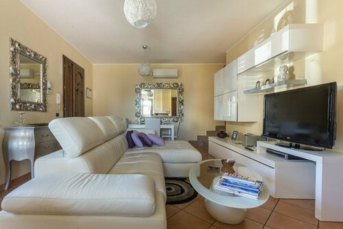 Anaele House B&b