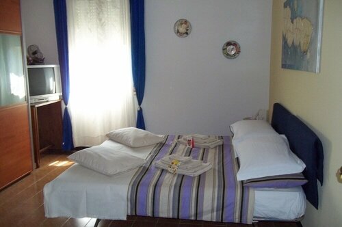 Appartamento Turistico BB Alice, Забронировать Апартаменты/квартира Отели Феррара с парковкой, Парковка