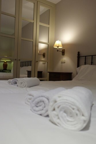 Hotel Cuéntame La Puebla, Забронировать Отель Бургос Burgos Province