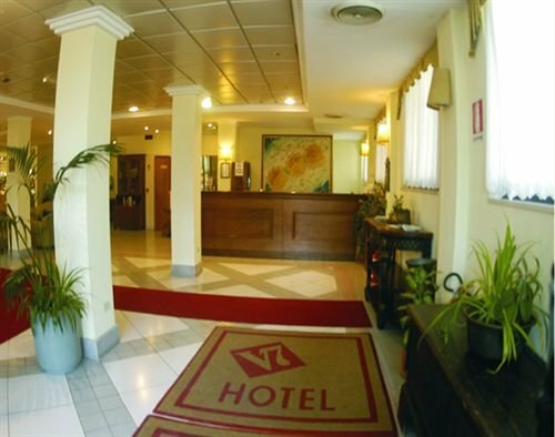 V7 Hotel, Book Hotel Hotels in Gargano with Breakfast, Breakfasts