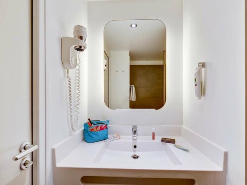 ibis Styles Paris Charles de Gaulle Airport, Prenota Hotel Roissy-en-France Val d'Oise