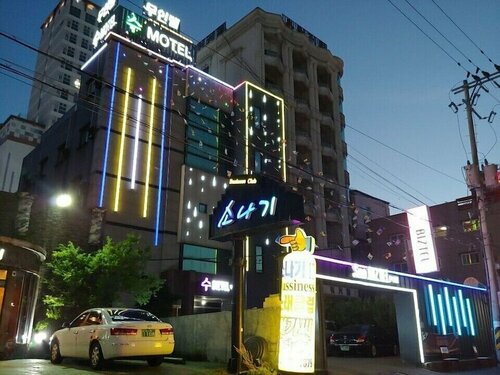 Subiztel, Забронировать Отель Отели провинции Кёнсан-Пукто с парковкой, Парковка