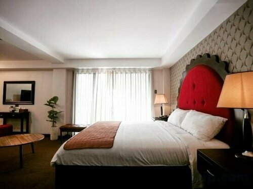 Amega Hotel, Забронировать Отель Тагайтай Лусон