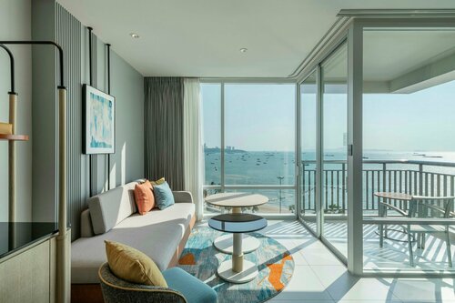 Holiday Inn Pattaya by IHG, Забронировать Отель Отели провинции Чонбури 5 звезд, 5*