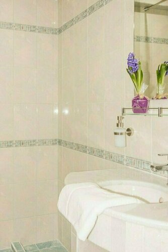 Family Hotel Belle Epoque Beach, Забронировать Отель Отели Побережья Варны с парковкой, Парковка