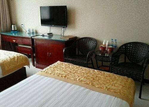 Huarong Tourist Hotel, Prenota Hotel Baoding Hebei