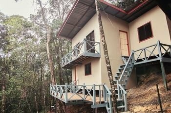 Kinabalu Private Lodges, Забронировать Отель Ранау Сабах
