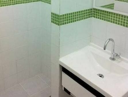 Beach Backpackers Hostel Rio de Janeiro, Забронировать Хостел Ботафого Рио-де-Жанейро, рядом с Бизнес-центр Mourisco