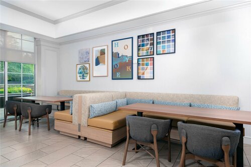 Homewood Suites by Hilton Holyoke-Springfield/North, Забронировать Отель  