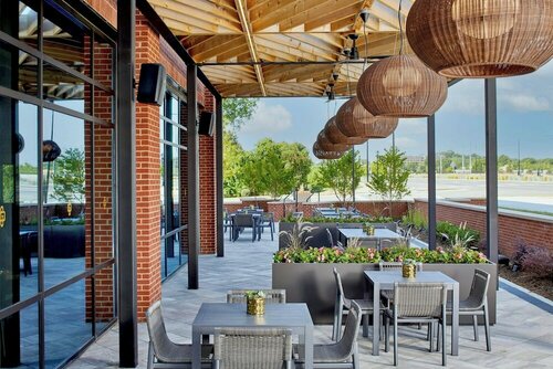 UNC Charlotte Marriott Hotel & Conference Center, Забронировать Отель Университет г. Плейс Северная Каролина
