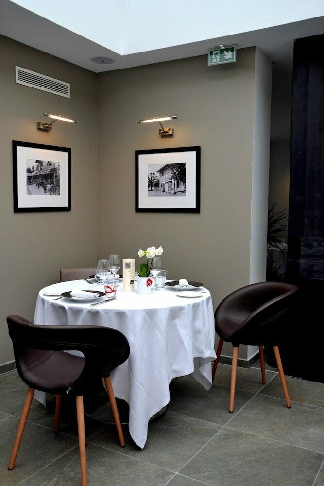Logis Hôtel Blanc