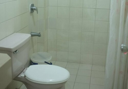Edcelent Guesthouse, Boek Hotel Davao City 