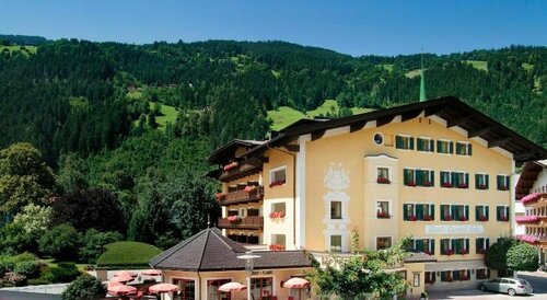 Hotel Bräu, Book Hotel Hoteller i Tyrol med pool, Swimmingpool