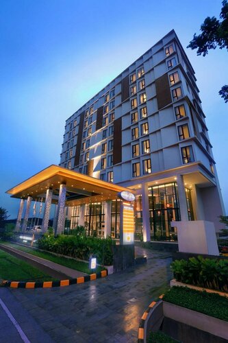 Harper Cikarang Hotel, Varaa Hotelli Cibatu West Java