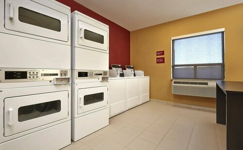 TownePlace Suites by Marriott London, Забронировать Отель Лондон Southwest Ontario