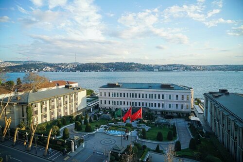 Elite World Homes Istanbul Bosphorus, Забронировать Отель Отели Стамбула с парковкой, рядом с Парк Йылдыз, Парковка