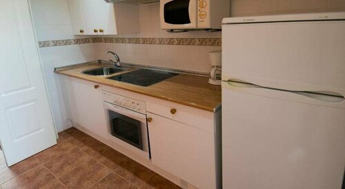 Aureus Apartahotel