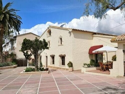 Hostal del Priorat, Забронировать Отель Отели Tarragonès с бассейном, Бассейн