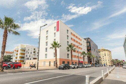 Appart'City Perpignan Centre, Забронировать Отель Отели Перпиньян с парковкой, рядом с Дворец королей Майорки, Парковка
