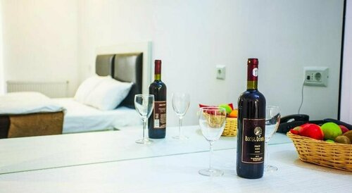 Hotel Charter, Varaa Hotelli Otopeni Ilfov