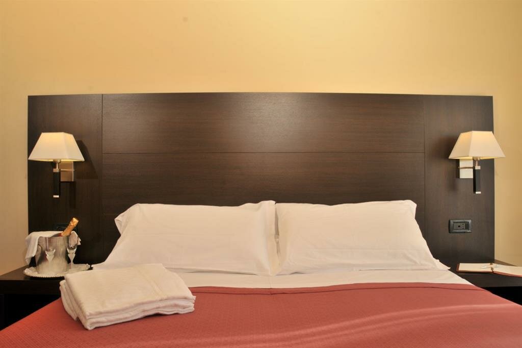 Hotel Versailles