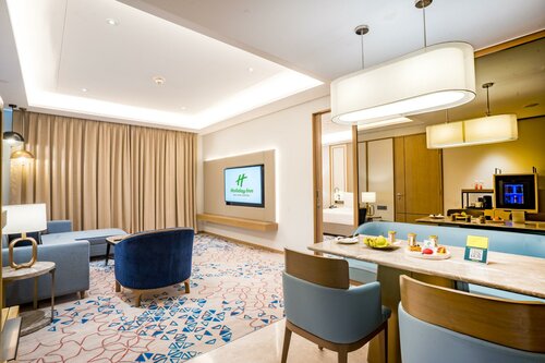 Holiday Inn Lucknow Airport by IHG, Забронировать Отель Лакхнау штат Уттар-Прадеш