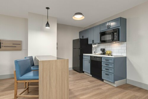 Candlewood Suites Houston The Woodlands by IHG, Забронировать Отель Те-Вудлендс Texas Gulf Coast, рядом с Учебный центр The Woodlands Center