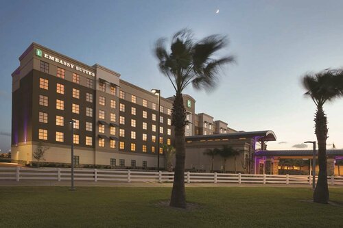 Embassy Suites by Hilton McAllen Convention Center, Забронировать Отель Макаллен Rio Grande Valley
