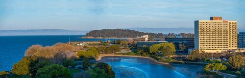 Hilton San Francisco Airport Bayfront - No Resort Fee, Забронировать Отель Отели и гостиницы Берлингейм, рядом с Музей, Отель