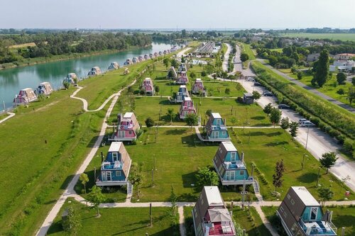 Marina Azzurra Resort, Забронировать Курортный отель Sabbiadoro Линьяно-Саббьядоро