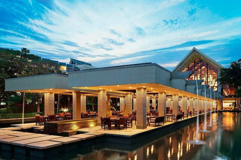 Курорт The St. Regis Sanya Yalong Bay