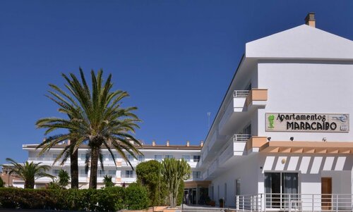 Maracaibo Aparthotel, Book Condo Hotel Hotels in Santa Margalida with Parking, Parking